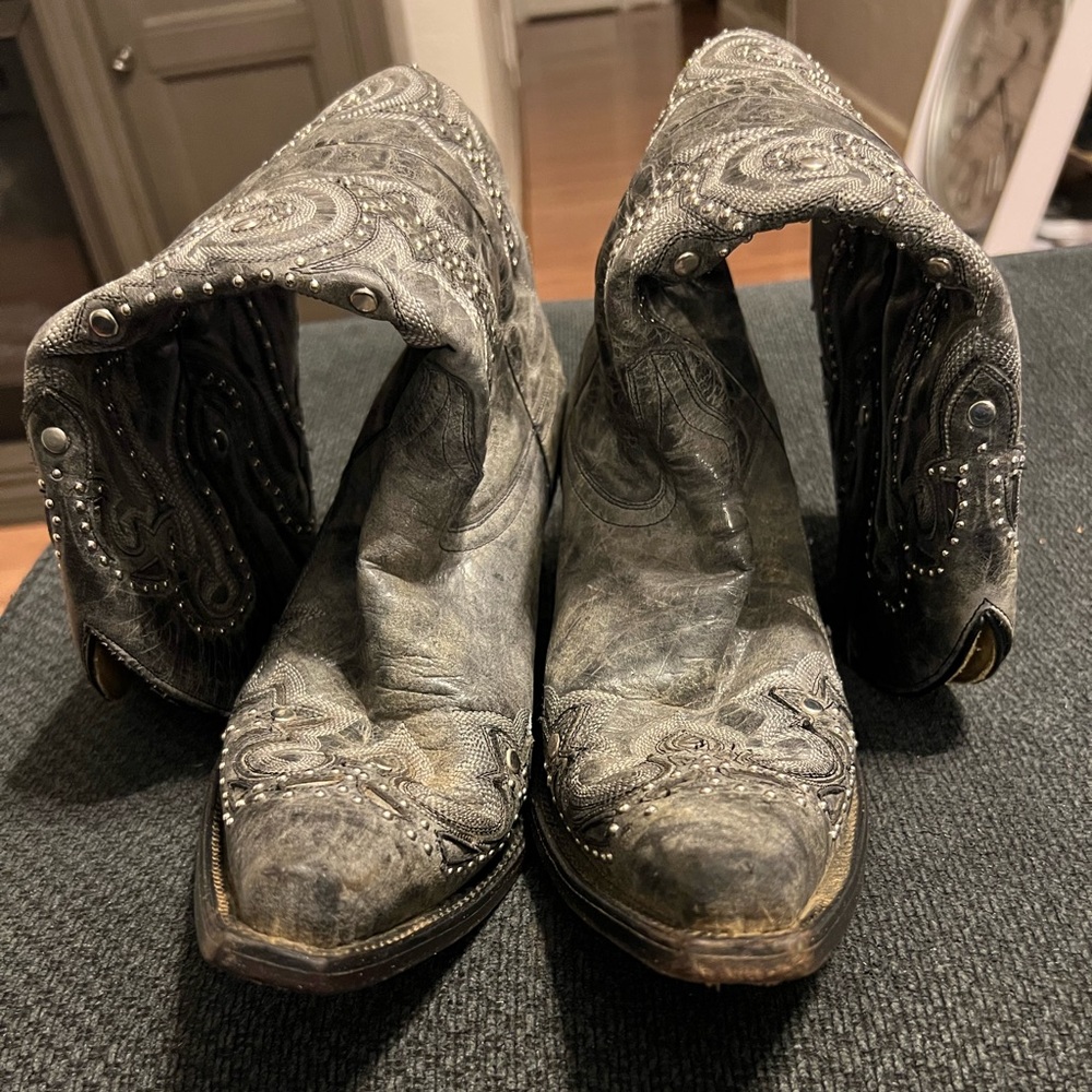 Women boots